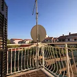 Apartmán With A Parking Space Valbandon, - 7259 Fažana